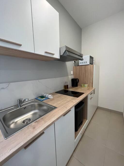 Bel Appartement A 15 Min De Lyon Saint-Fons Екстериор снимка